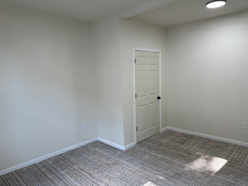 2115 South 13th Street in Milwaukee, WI - Building Photo