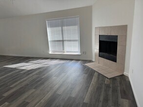 6611 Rockdale Rd in Fort Worth, TX - Building Photo - Building Photo