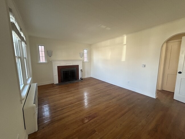 property at 25 Putnam Ave