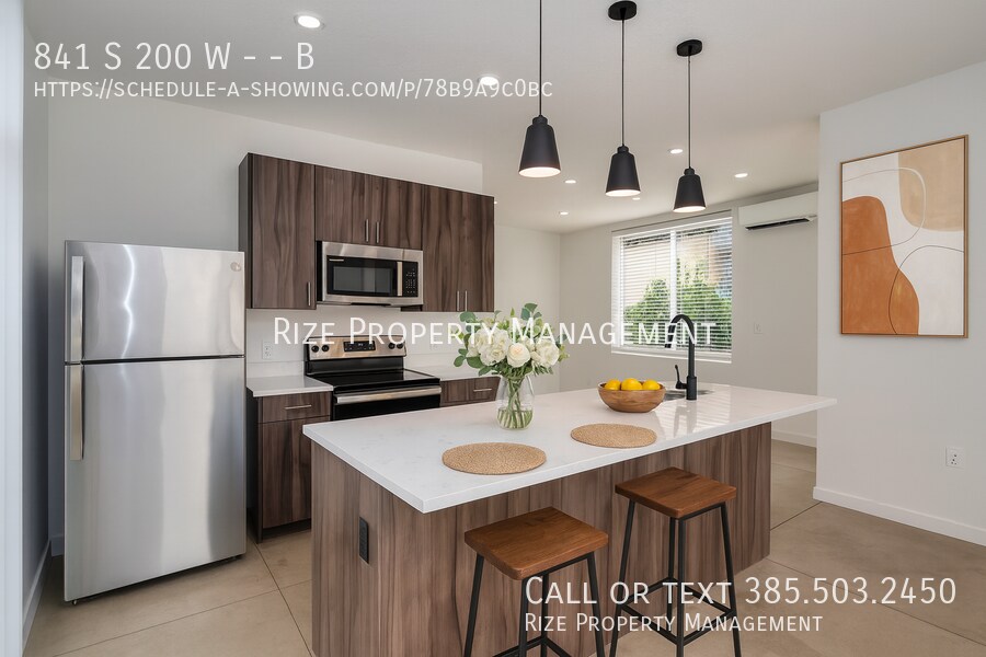 841 S 200 W in Salt Lake City, UT - Building Photo