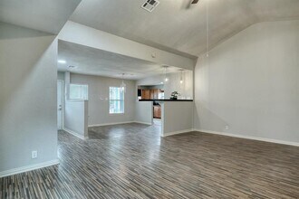 1124 Brookswood Ave in Austin, TX - Building Photo - Building Photo