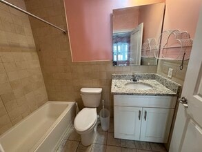 16 Fisk St in Jersey City, NJ - Building Photo - Building Photo