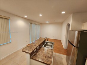 2762 SW 85th Ave in Miramar, FL - Building Photo - Building Photo