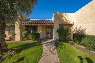 73947 Saquaro Ct in Palm Desert, CA - Building Photo - Building Photo