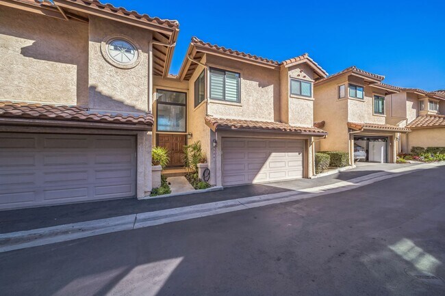 property at 528 San Andres Dr