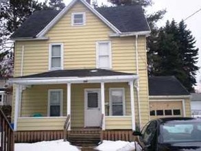 149-151 Superior St in Jamestown, NY - Foto de edificio - Building Photo
