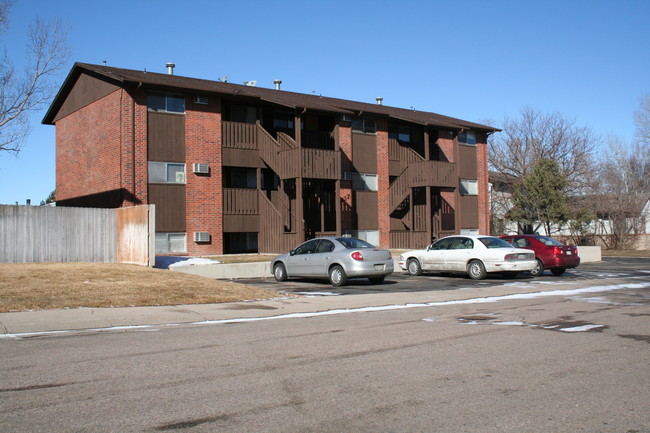 2137 27th Avenue Ct in Greeley, CO - Building Photo - Building Photo