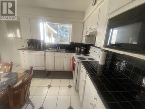 2246 Fraser Ave in Port Coquitlam, BC - Building Photo - Building Photo
