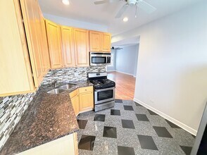 2326 N Kostner Ave in Chicago, IL - Building Photo - Building Photo