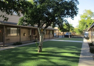 826 Pomona Ave in Oroville, CA - Building Photo - Building Photo