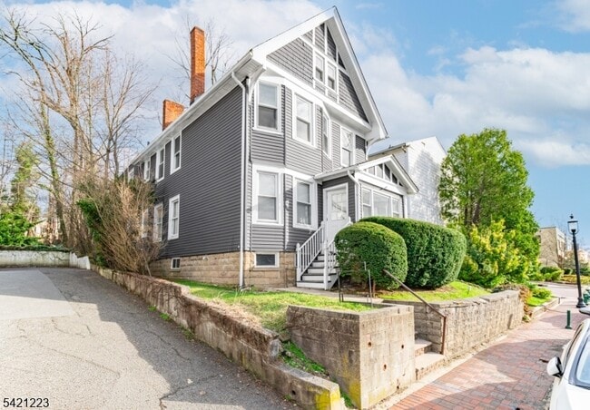 property at 70 Valley St