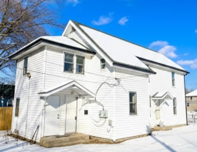 property at 4124 S Landess St