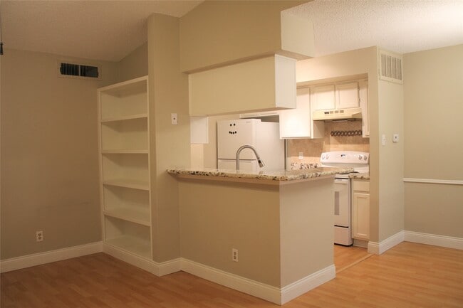 property at 2120 El Paseo St