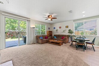 26 Bridgeford Ct in Roseville, CA - Building Photo - Building Photo