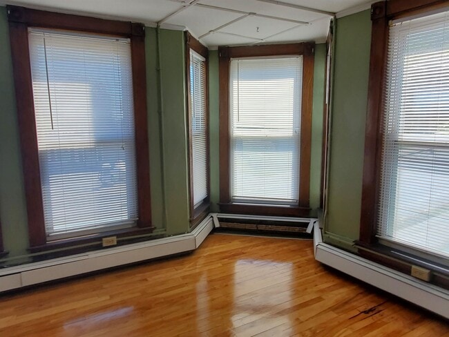 4 Elm St in Lancaster, NH - Building Photo - Building Photo