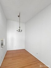 481 Danbury Ln in East Brunswick, NJ - Building Photo - Building Photo