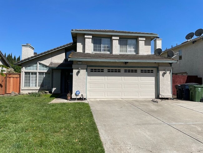 490 Silvertail Pl in Tracy, CA - Building Photo - Building Photo