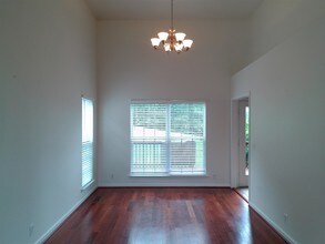 7204 Sugarloaf Dr in Nashville, TN - Foto de edificio - Building Photo