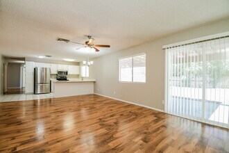 907 E Hackamore St in Mesa, AZ - Building Photo - Building Photo