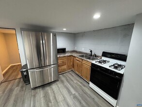 1104 Altavista Ave in Charlottesville, VA - Foto de edificio - Building Photo