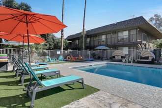 San Jose Manor in Mesa, AZ - Foto de edificio - Building Photo