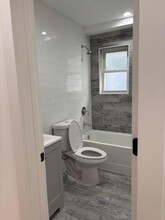 1-44 B 26th St in Queens, NY - Building Photo - Building Photo