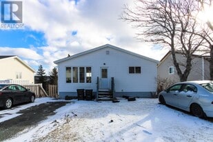 55 Bonavista St in St John's, NL - Building Photo