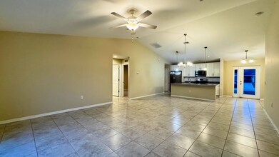 1734 NW 6th Pl in Cape Coral, FL - Building Photo - Building Photo