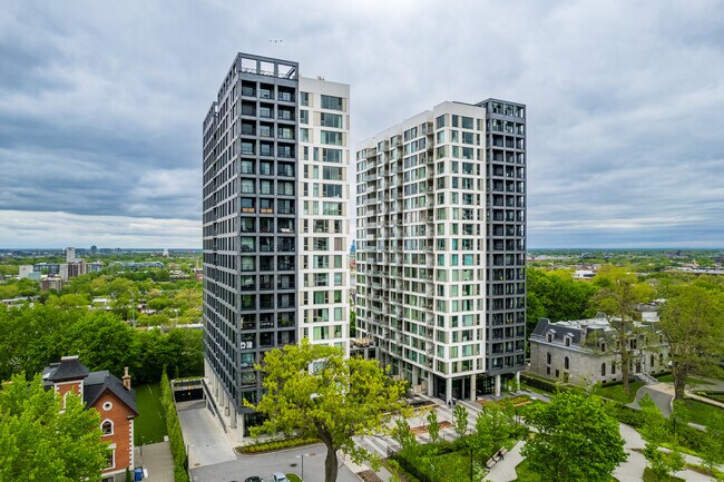 Union Sur Le Park. in Montréal, QC - Building Photo - Building Photo