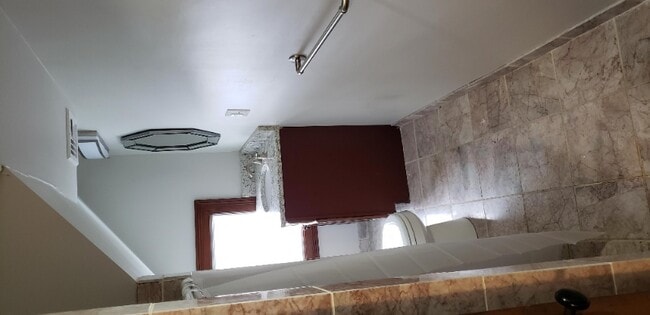 230 S Main St in Thomaston, CT - Building Photo - Building Photo