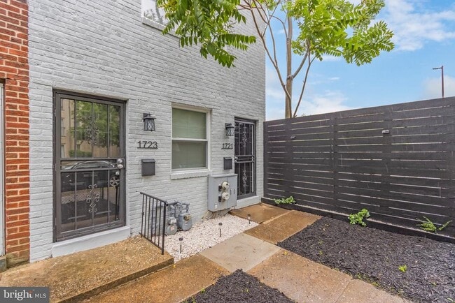 1723 Gales Pl NE in Washington, DC - Building Photo - Building Photo