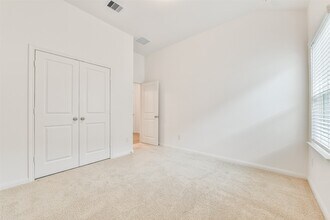 3914 Sugardale St in Baytown, TX - Building Photo - Building Photo