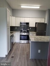 36 Winterberry Ct in Glassboro, NJ - Building Photo - Building Photo