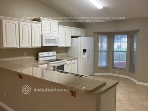 11609 Lake Dr in Leesburg, FL - Foto de edificio - Building Photo