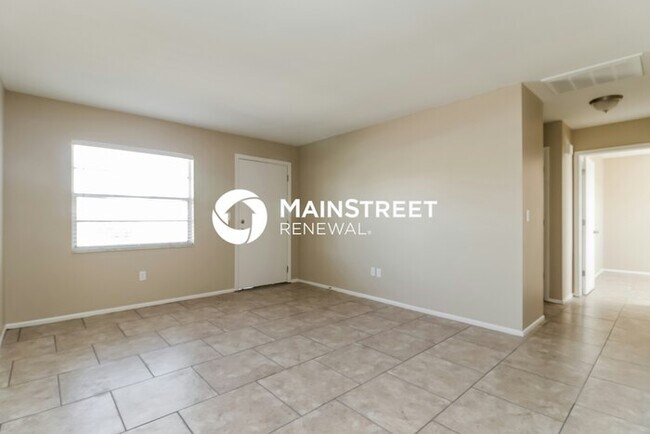 10302 Palm Lake Blvd in Port Richey, FL - Building Photo - Building Photo
