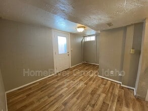 106 S 3rd W in Rexburg, ID - Building Photo - Building Photo