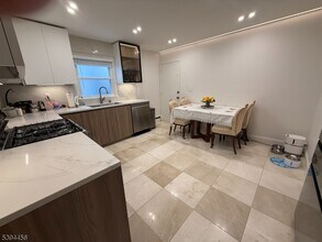 18 Aubrey St in Summit, NJ - Building Photo - Building Photo