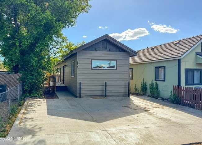 property at 324 S 5th St