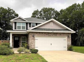 1005 N A St in Pensacola, FL - Building Photo