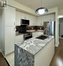 17 Spooner Cres in Collingwood, ON - Building Photo - Building Photo