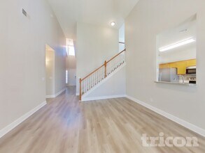 1318 Allison Ct in Lebanon, TN - Foto de edificio - Building Photo