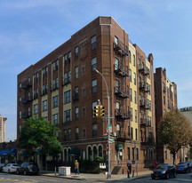 353 Ocean Ave in Brooklyn, NY - Foto de edificio - Building Photo