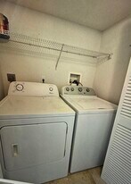 1661 Balfour Point Dr in West Palm Beach, FL - Building Photo