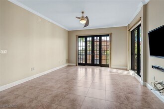 23191 Fashion Dr in Estero, FL - Building Photo - Building Photo