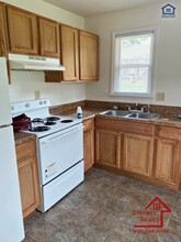 702 Couch St, Unit 30 in McMinnville, TN - Foto de edificio - Building Photo