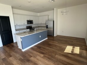 29235 Fedora Cir in Brooksville, FL - Building Photo - Building Photo