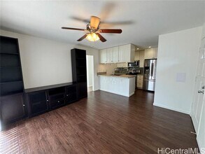 383 Mananai Pl in Honolulu, HI - Building Photo - Building Photo