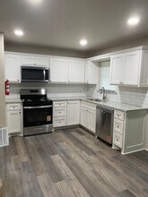 202 S Barbara St in Waco, TX - Building Photo - Building Photo