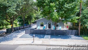 555 Hansford St in San Antonio, TX - Building Photo - Building Photo
