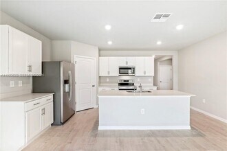 3021 N Lakewood Rd in La Belle, FL - Building Photo - Building Photo